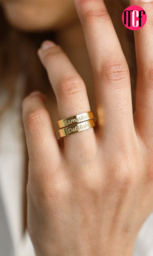 The Personalized Narrative Ring