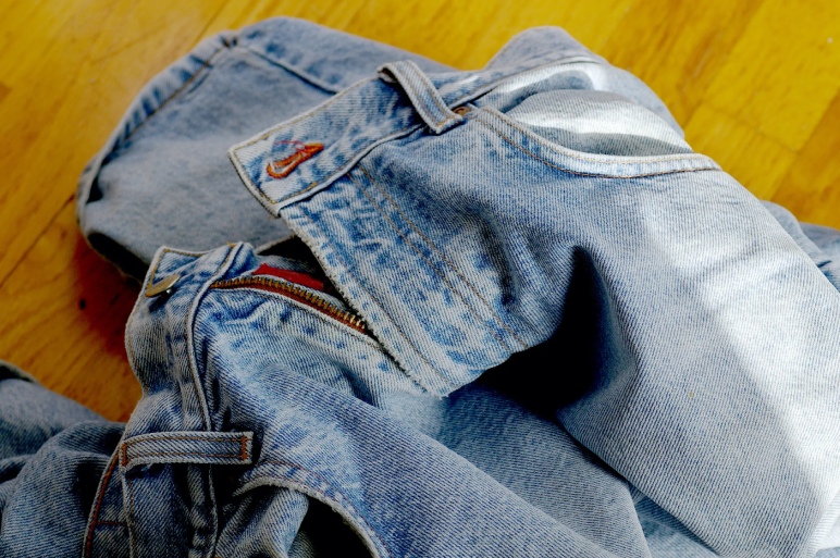 Italian denim manufacturer PureDenim is a true industry innovator, having developed cutting-edge techniques including chemical-free indigo powder dilution and ultrasonic washing.